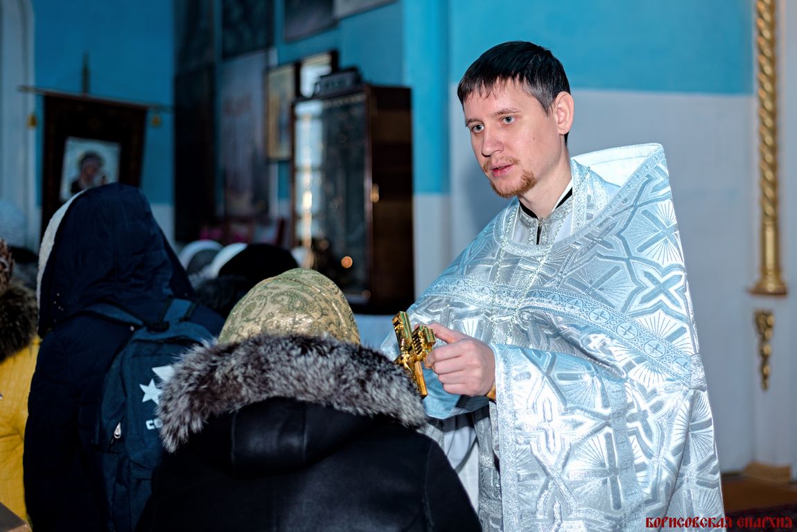 Епископ Вениамин рукоположил выпускника Минской духовной семинарии диакона Василия Рубцова во пресвитера